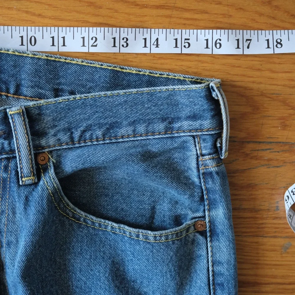 Levis 505 Jeans Mens Blue Straight Leg Classic 32x34 Denim Retro Preppy Casual